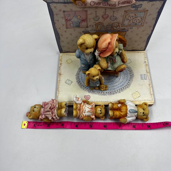 Our Cherished Family 1993 Figurine Collectable Complete Set 8 Pieces Vintage - Picture 7 of 10